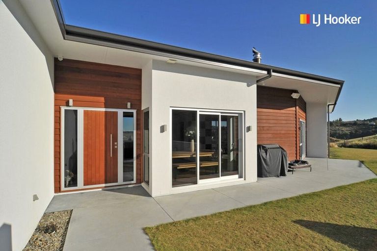 Photo of property in 25 Kayforce Road, Ocean View, Dunedin, 9035