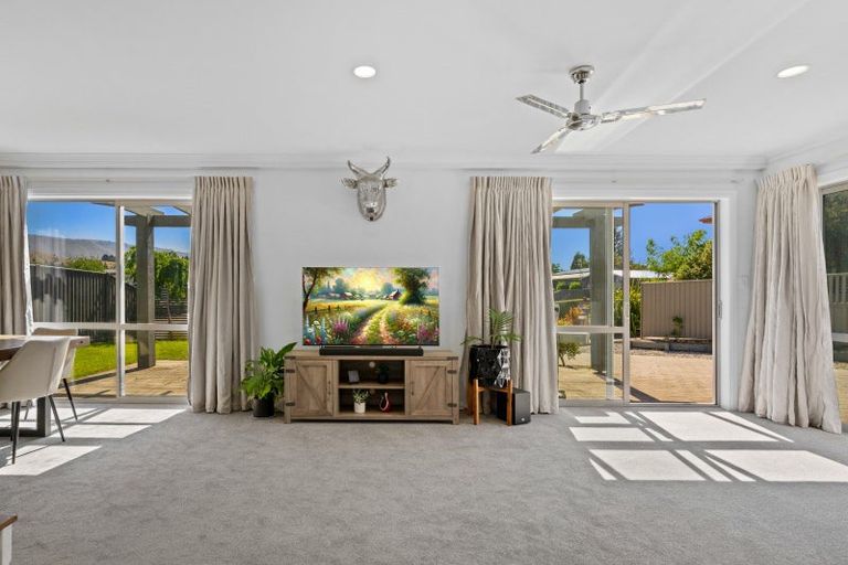 Photo of property in 9 Austral Place, Cromwell, 9310