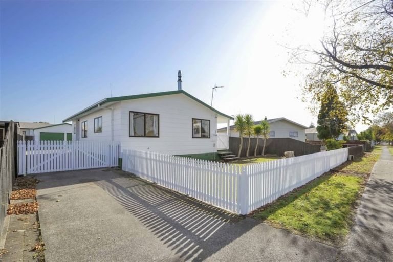 Photo of property in 14 Derby Street, Nawton, Hamilton, 3200