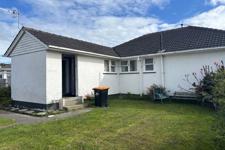 Photo of property in 71 Clyde Crescent, Roslyn, Palmerston North, 4414