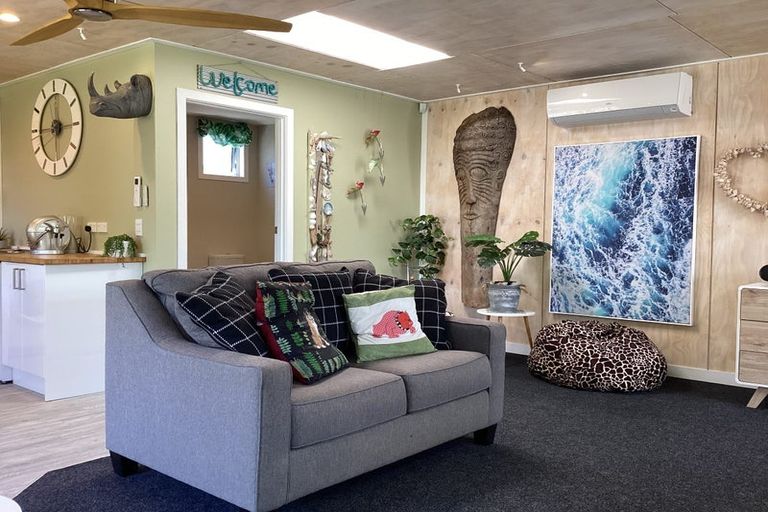 Photo of property in 17 Hinaki Street, Inner Kaiti, Gisborne, 4010