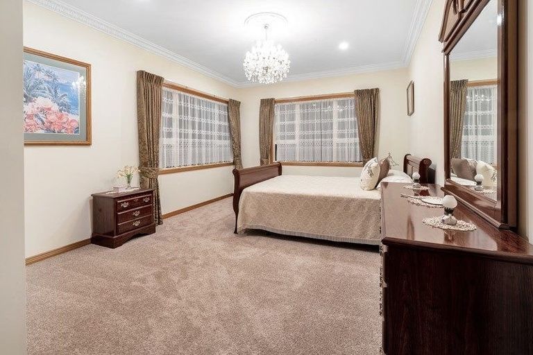 Photo of property in 18 Stevenson Way, Cockle Bay, Auckland, 2014