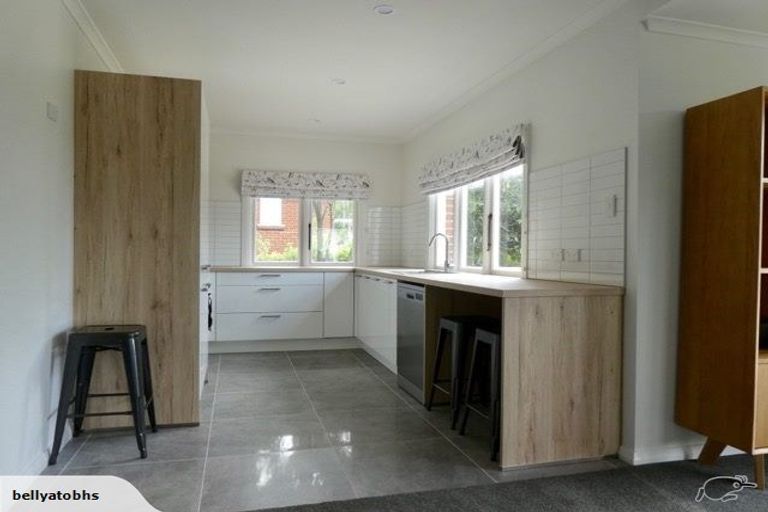 Photo of property in 30 Main Road, Fairfield, Dunedin, 9018