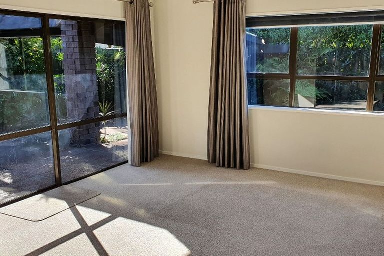 Photo of property in 8a Tamihana Avenue, Fairfield, Hamilton, 3214