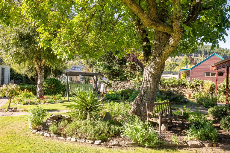 Photo of property in 72 Sunderland Street, Clyde, 9330