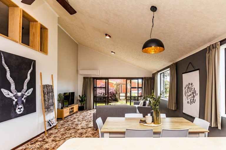 Photo of property in 68 Durham Street, Winton, 9720