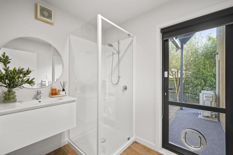 Photo of property in 3/48 Mcfaddens Road, St Albans, Christchurch, 8052