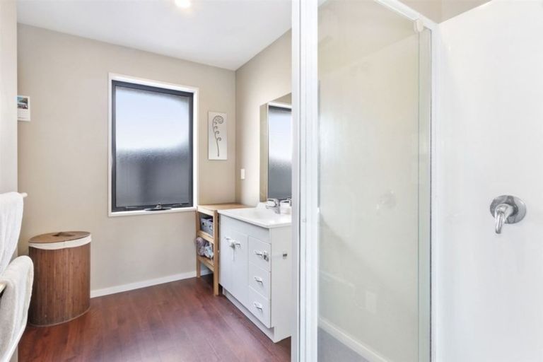 Photo of property in 46 Inwoods Road, Parklands, Christchurch, 8083