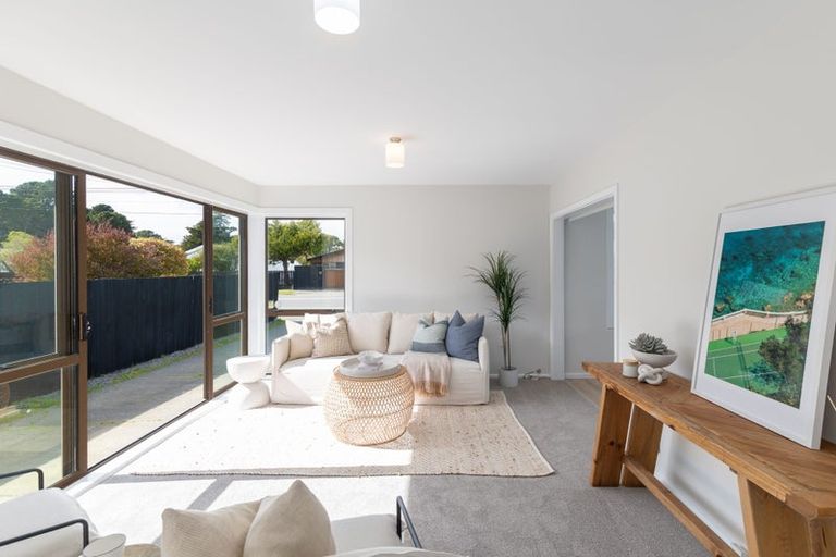 Photo of property in 330 Keyes Road, New Brighton, Christchurch, 8083