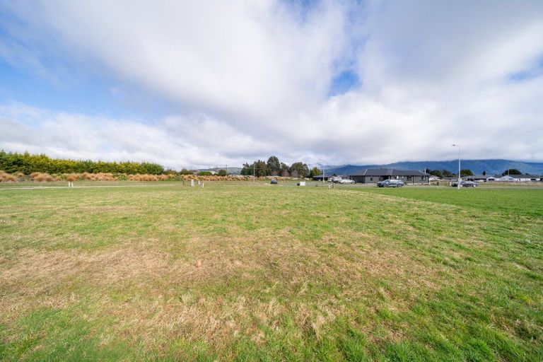 Photo of property in 11 Tukare Loop, Te Anau, 9600