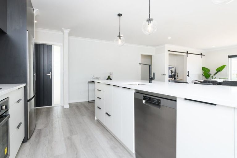 Photo of property in 5a Chelwood Street, Takaro, Palmerston North, 4412