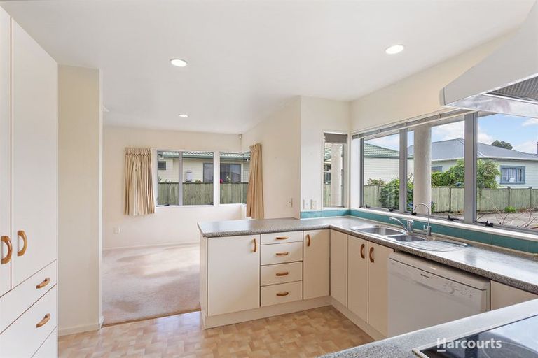 Photo of property in 33 Mains Avenue, Kensington, Whangarei, 0112