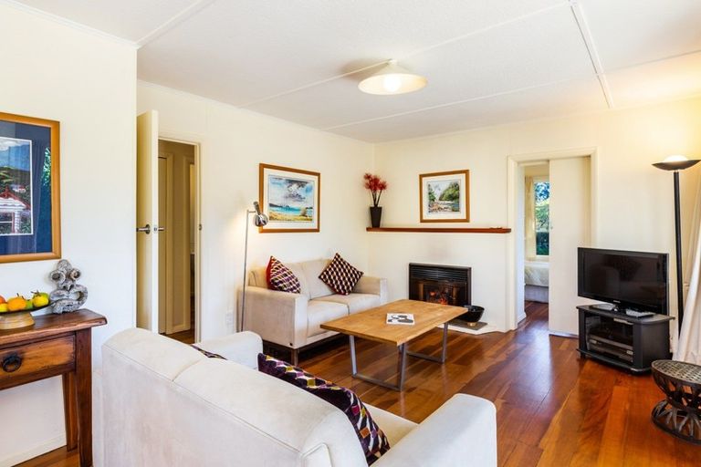 Photo of property in 9 Te Herekiekie Street, Turangi, 3334