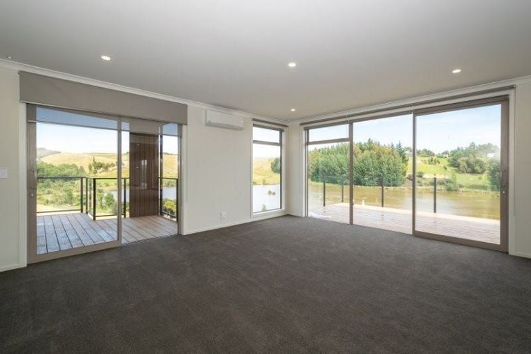 Photo of property in 18 Lake View Place, Fairhall, Blenheim, 7272