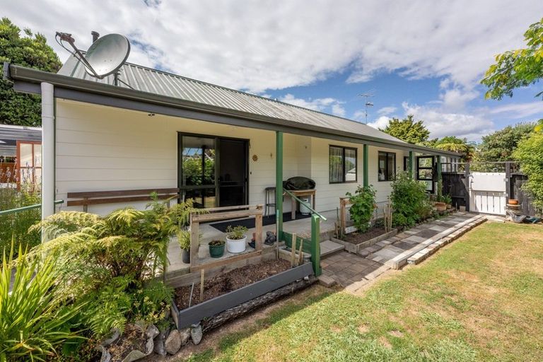 Photo of property in 46a Te Manuao Road, Otaki, 5512