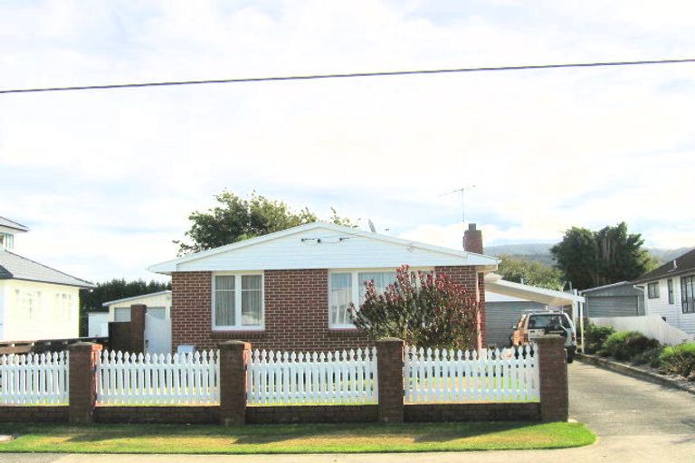 Photo of property in 51 Golders Road, Elderslea, Upper Hutt, 5018