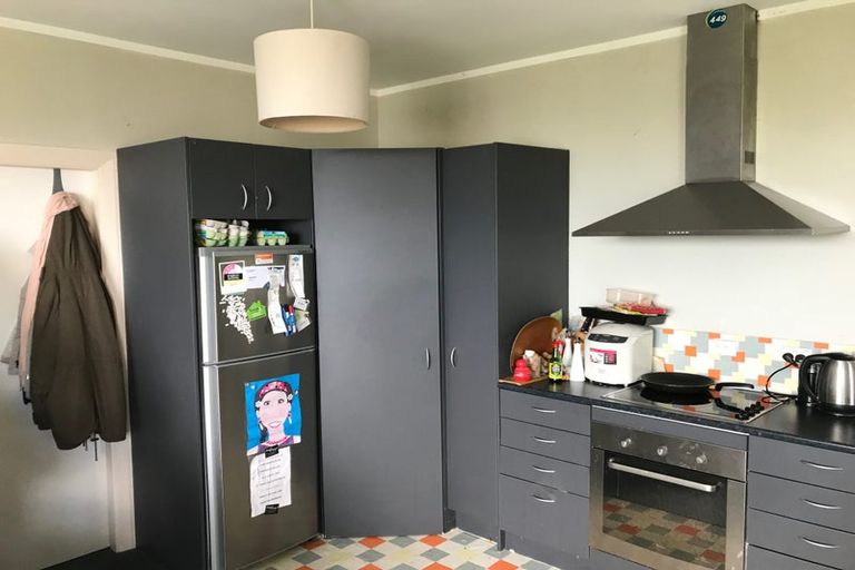 Photo of property in 22 Lerwick Terrace, Melrose, Wellington, 6023