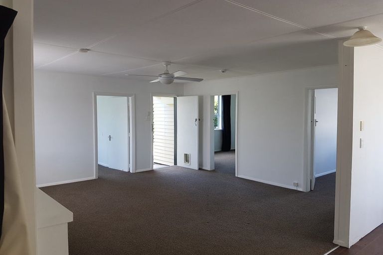 Photo of property in 90 Smart Road, Glen Avon, New Plymouth, 4312