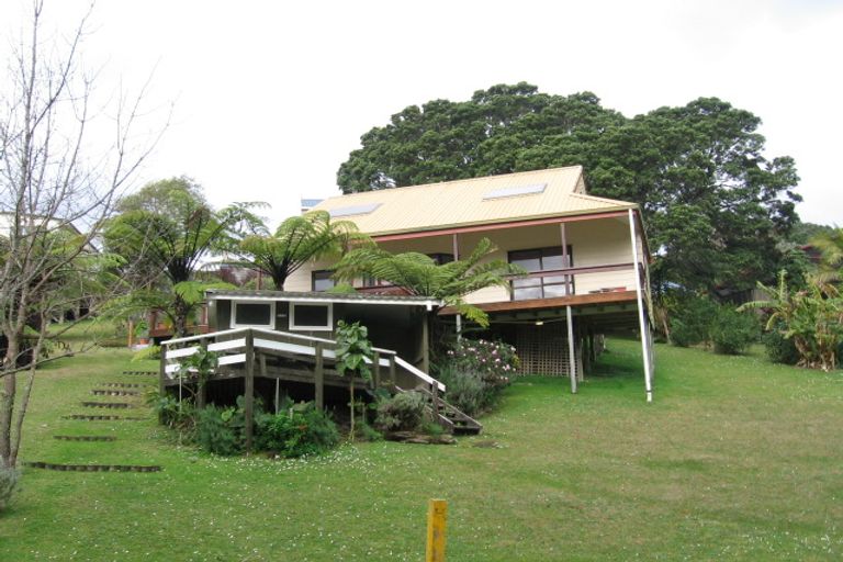 Photo of property in 115 The Grove, Onemana, Whangamata, 3691