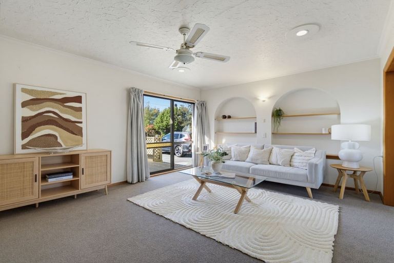 Photo of property in 31 Mappleton Avenue, Burnside, Christchurch, 8053