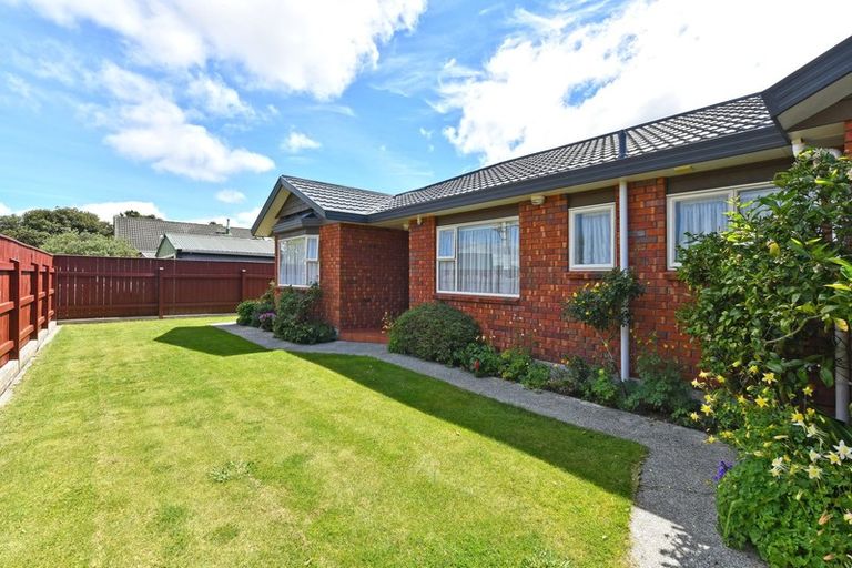 Photo of property in 17 Grenville Street, Waiwhetu, Lower Hutt, 5010