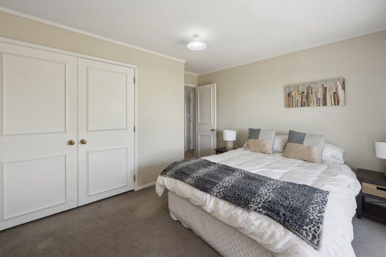 Photo of property in 7 Krissell Place, Acacia Bay, Taupo, 3330