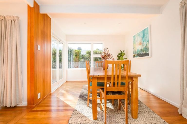 Photo of property in 107 Bowenvale Avenue, Cashmere, Christchurch, 8022