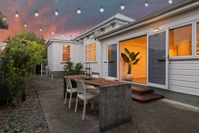 Photo of property in 49 Te Aute Road, Havelock North, 4130