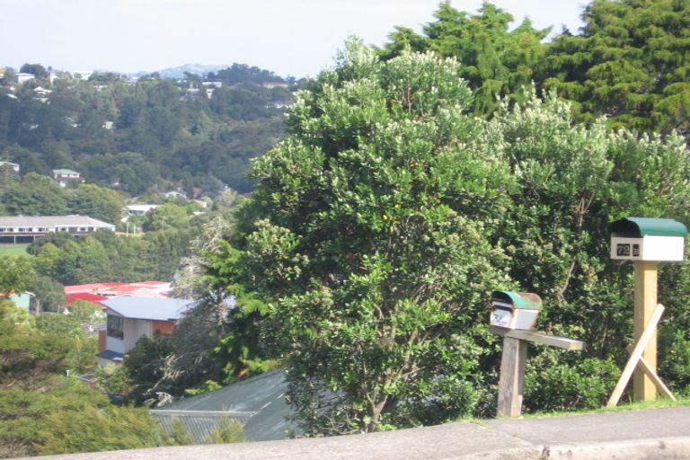 Photo of property in 72 Manuka Road, Glenfield, Auckland, 0629