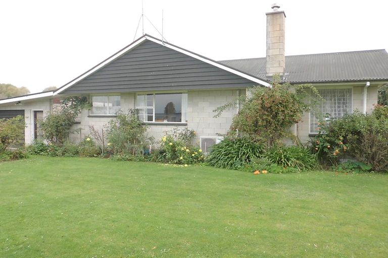Photo of property in 35 Wallingford Road, Temuka, 7920