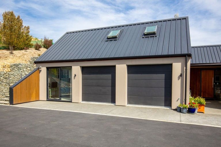 Photo of property in 21 Dry Hills Lane, Riverlands, 7274