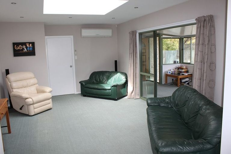 Photo of property in 224 Beach Road, North New Brighton, Christchurch, 8083