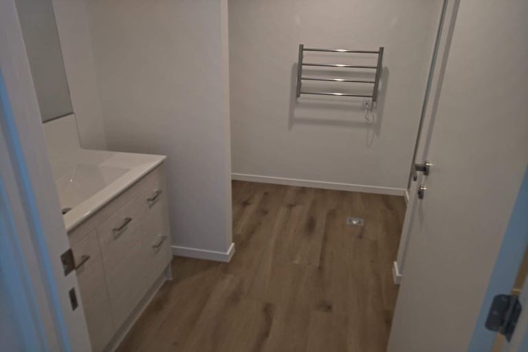 Photo of property in 10/45 Cessna Crescent, Mangere, Auckland, 2022