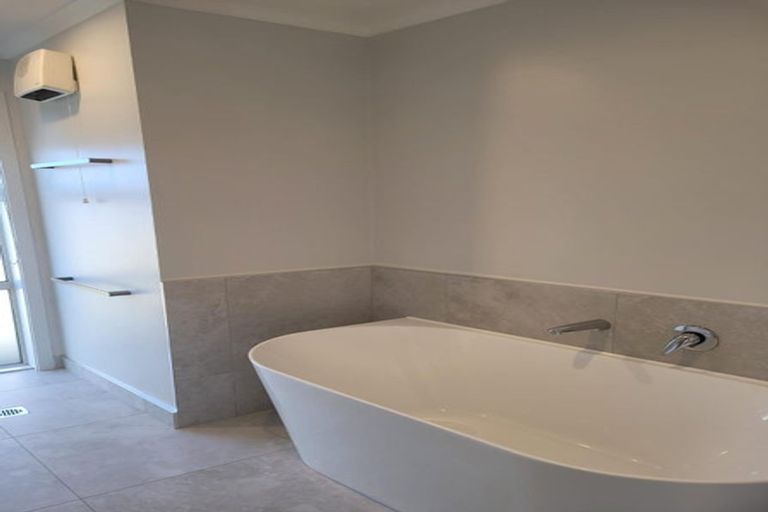 Photo of property in 12 Kanuka Avenue, Owhata, Rotorua, 3010