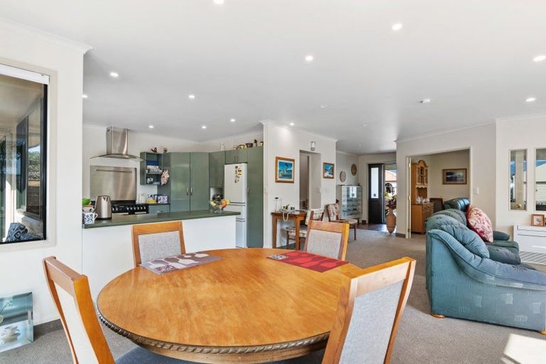 Photo of property in 15 Parkerfield Place, Motueka, 7120