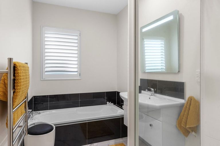 Photo of property in 25 Caleb Place, Northwood, Christchurch, 8051