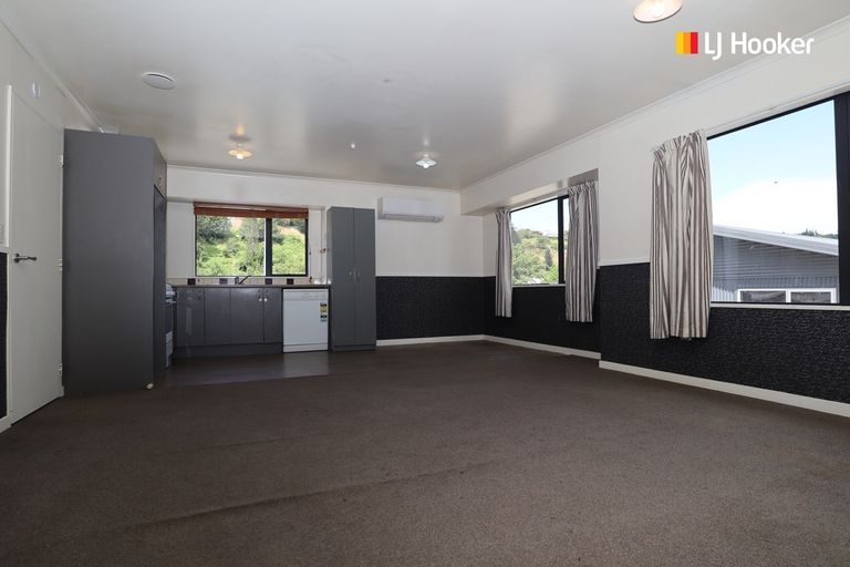 Photo of property in 332 Kaikorai Valley Road, Bradford, Dunedin, 9011