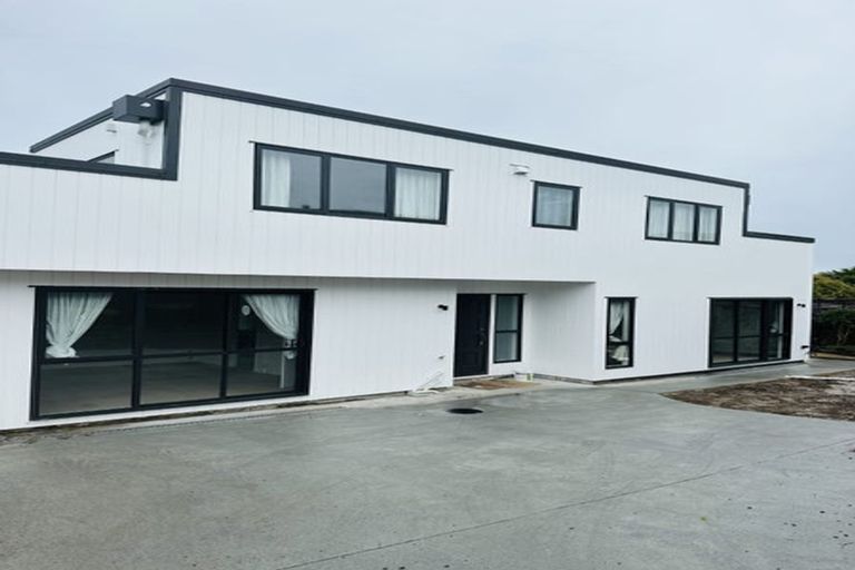 Photo of property in 2/26 Stanaway Street, Hillcrest, Auckland, 0627