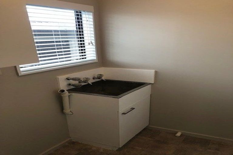 Photo of property in 28a Chelmarsh Place, Highbury, Palmerston North, 4412