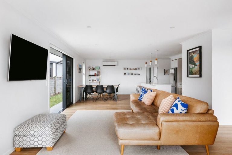 Photo of property in 15 Augusta Rise, Omokoroa, 3114