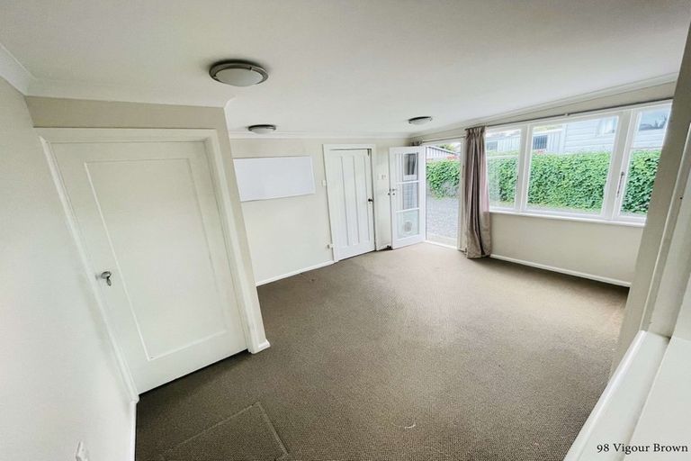 Photo of property in 98 Vigor Brown Street, Napier South, Napier, 4110