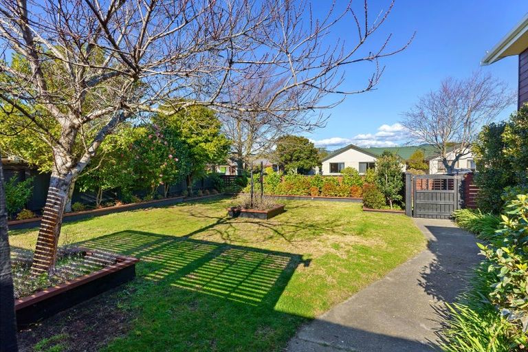 Photo of property in 71 Cedar Drive, Paraparaumu Beach, Paraparaumu, 5032