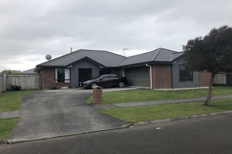 Photo of property in 41 Boston Parade, Kelvin Grove, Palmerston North, 4414