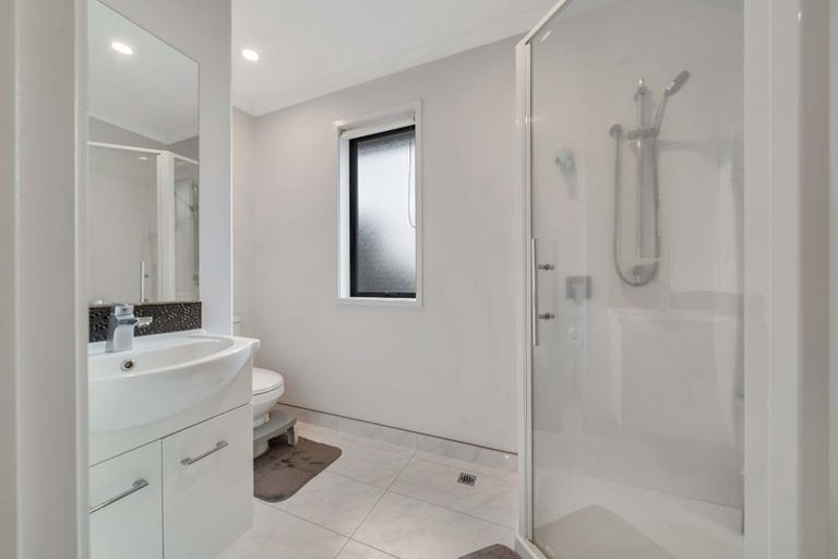 Photo of property in 1/1 Brooklyn Road, Claudelands, Hamilton, 3214