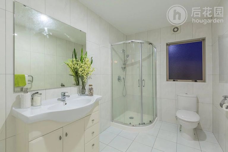 Photo of property in 1 Birchlands Road, Flat Bush, Auckland, 2019