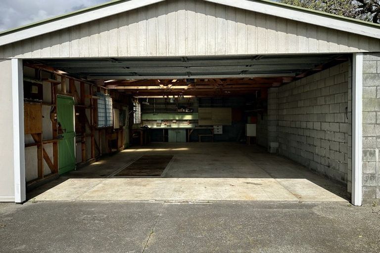 Photo of property in 36 Saint Johns Avenue, Palmerston North, 4414