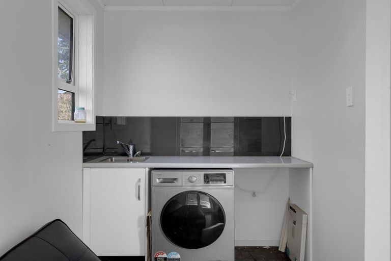 Photo of property in 1/45 Ross Crescent, Fairfield, Hamilton, 3214