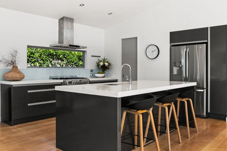 Photo of property in 257 Black Barn Road, Havelock North, 4294