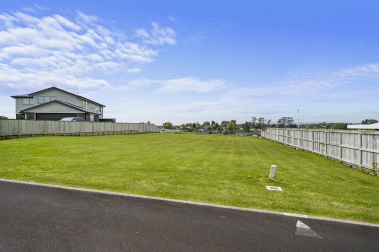 Photo of property in 17 Wairere Rise, Omokoroa, 3114