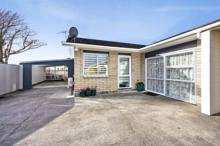Photo of property in 24b Surrey Street, Hawera, 4610